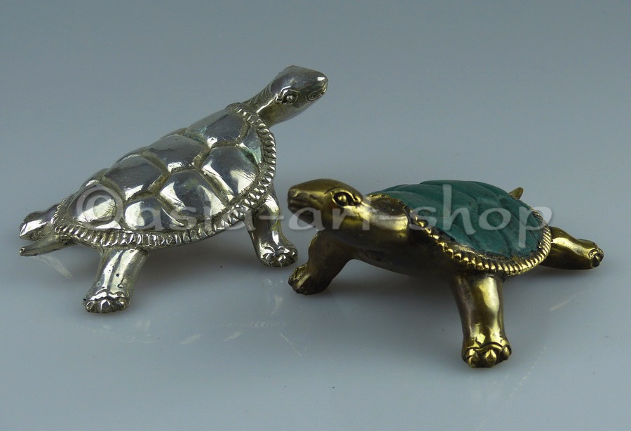big bronze turtle