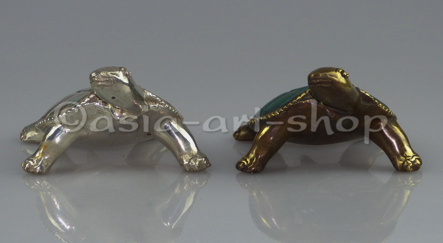 big bronze turtle