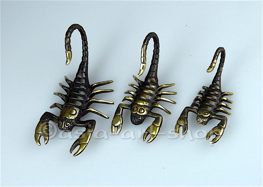 scorpion de bronze