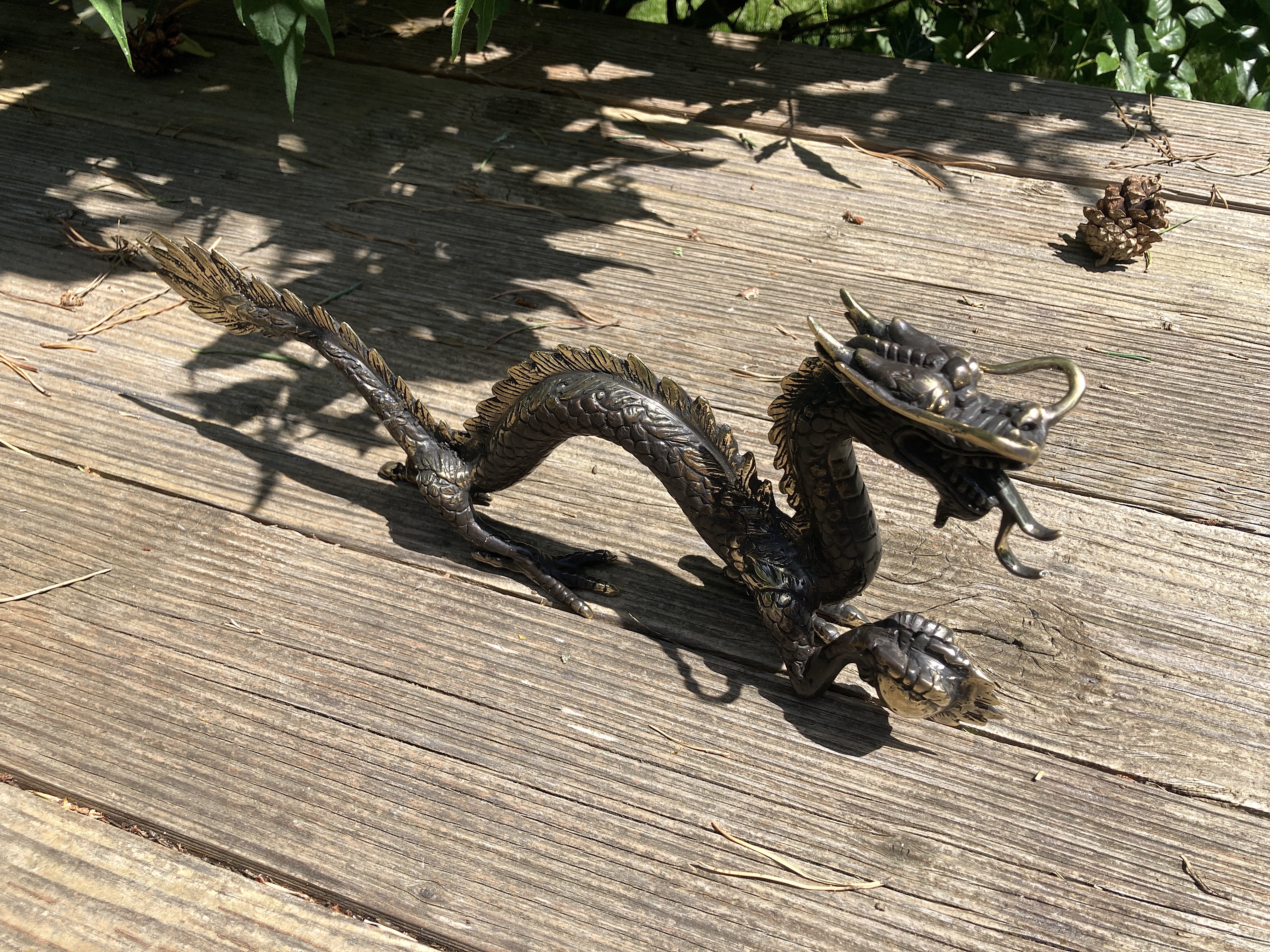 Bronze Drache