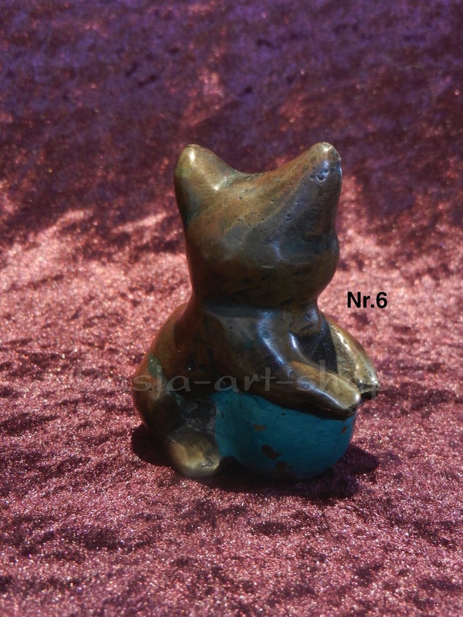 tempbronze_katze_mit_ball_6