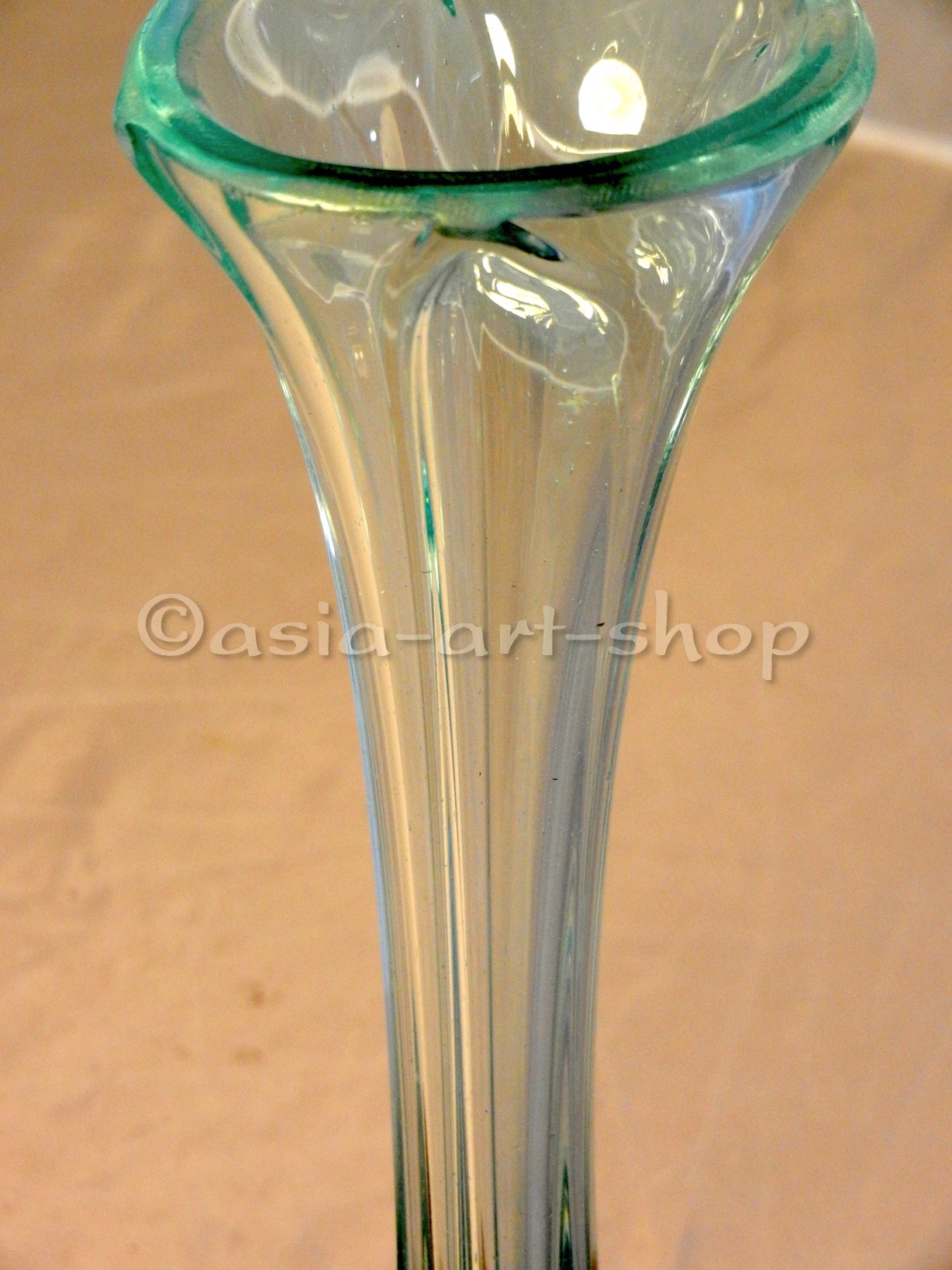 tempvaseflow_405_15